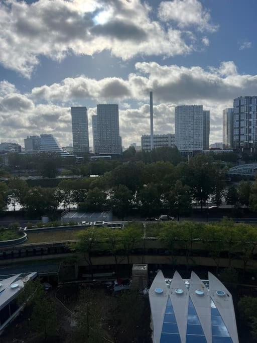 Tour Eiffel Terrasse Vue Seine Apartment ปารีส ภายนอก รูปภาพ